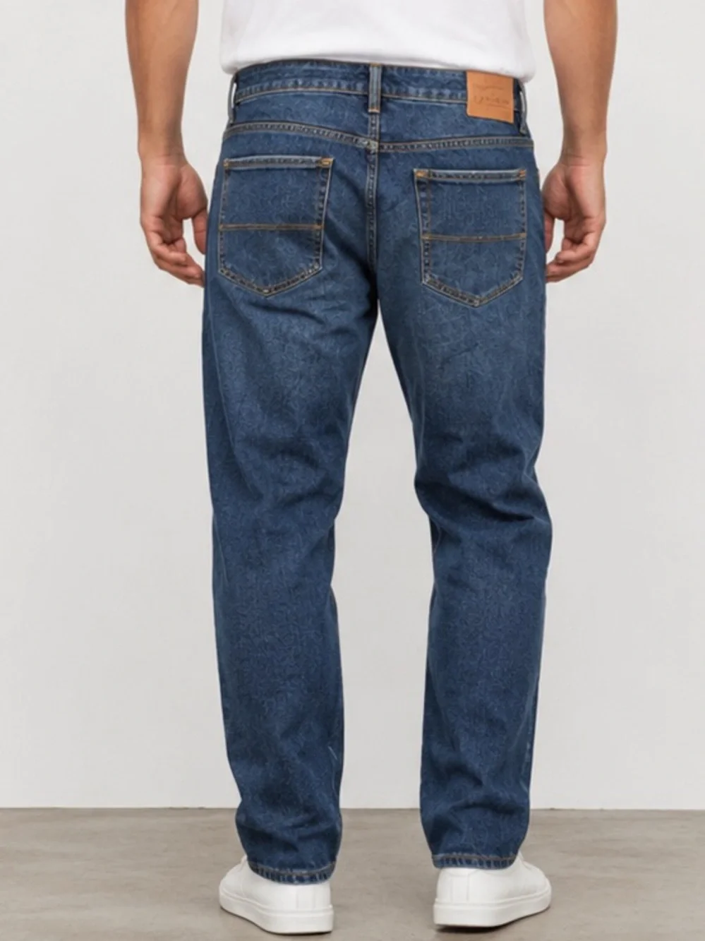 Kirkland Signature Men's Cotton Jeans sz 36X30 NWOT #K111
